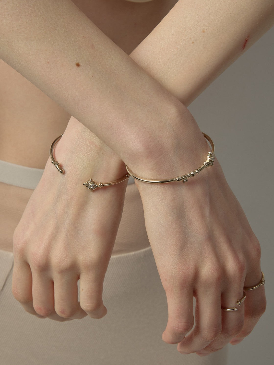 Dear Luma Iris Key Cuff - Ornate view 5