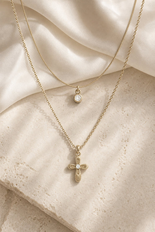 Dear Luma N012 gold layered necklace cover