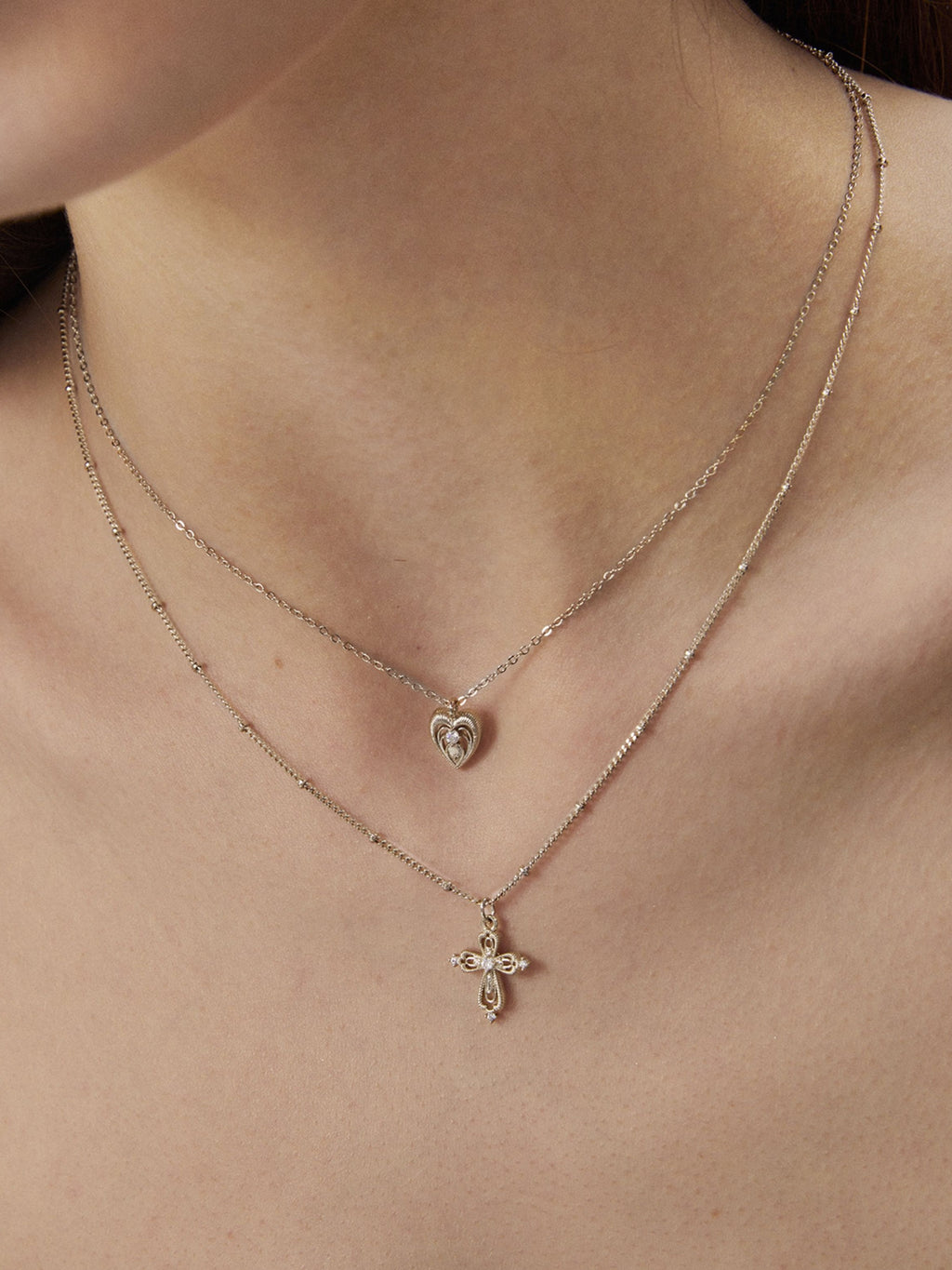 Dear Luma N014 cross and heart double layer necklace model closeup