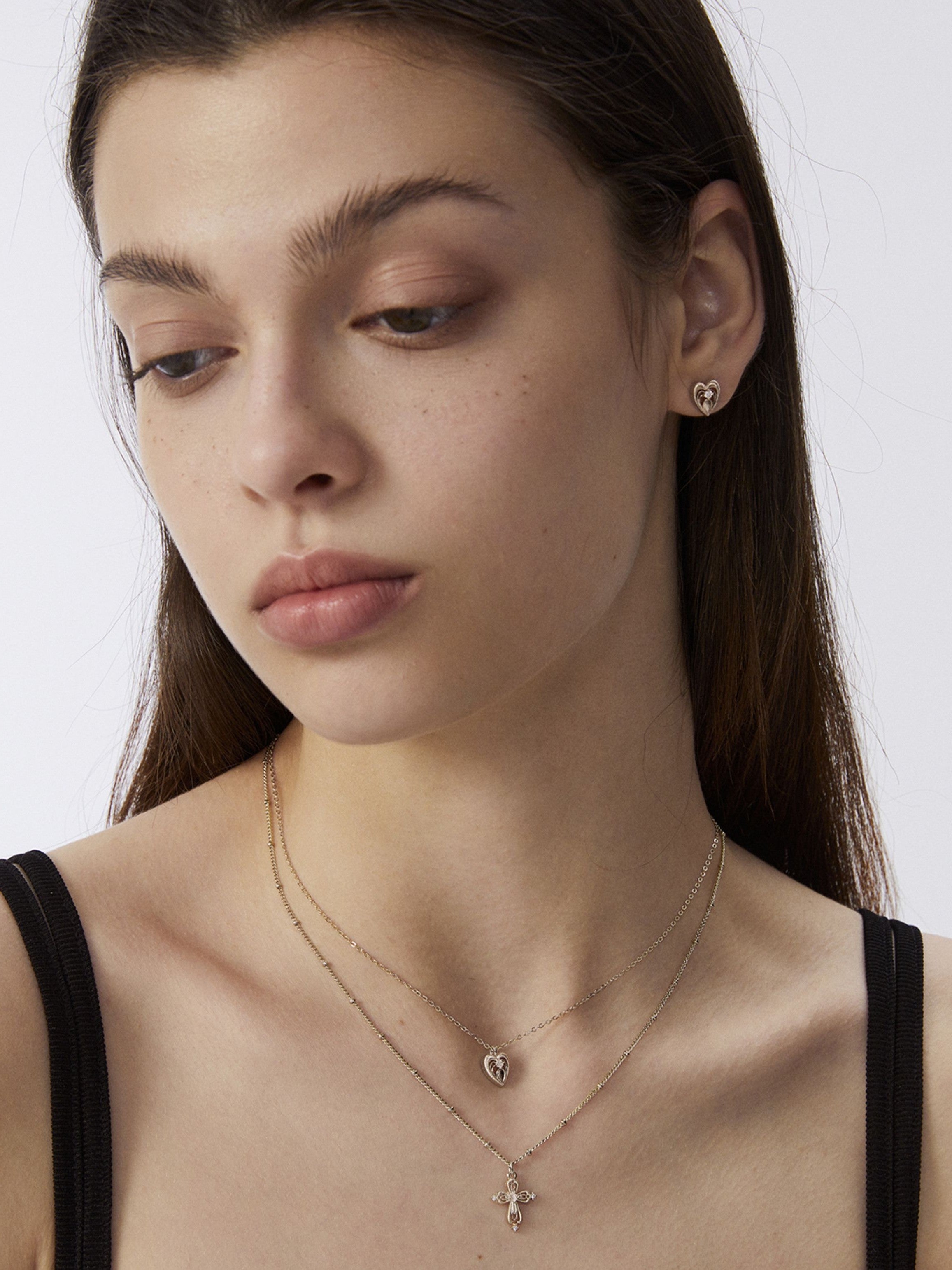 Dear Luma N014 cross and heart double layer necklace model portrait