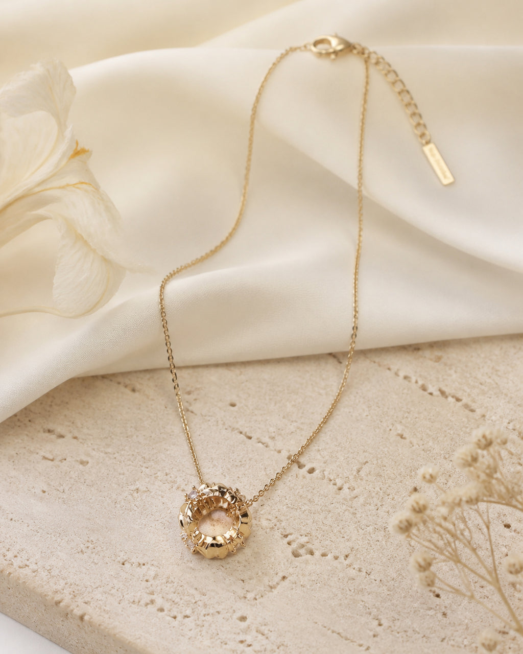 Dear Luma Sunlit Iris Halo Necklace view 2