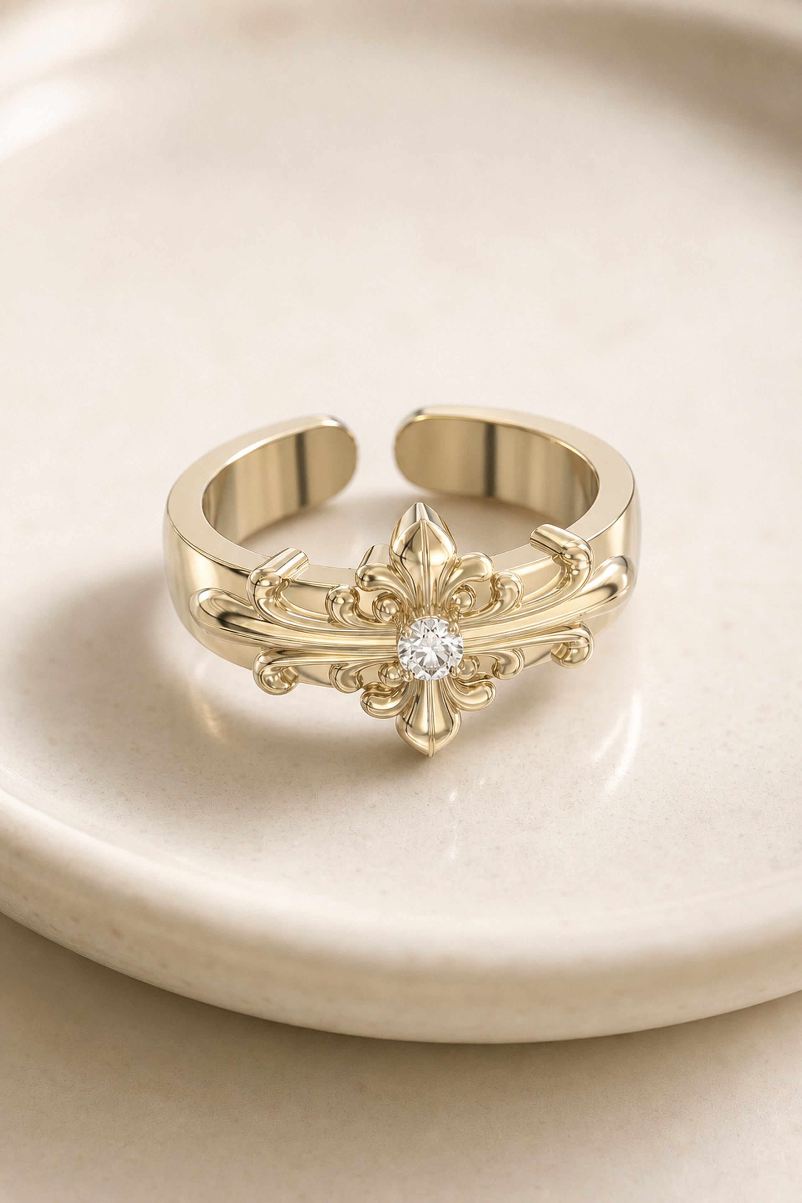 Dear Luma R011 gold iris ring product detail closeup