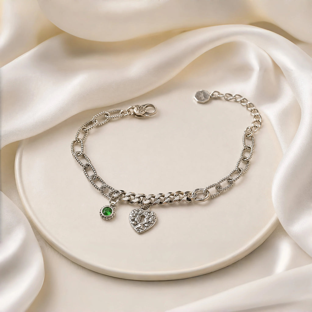 B001 jewellery image