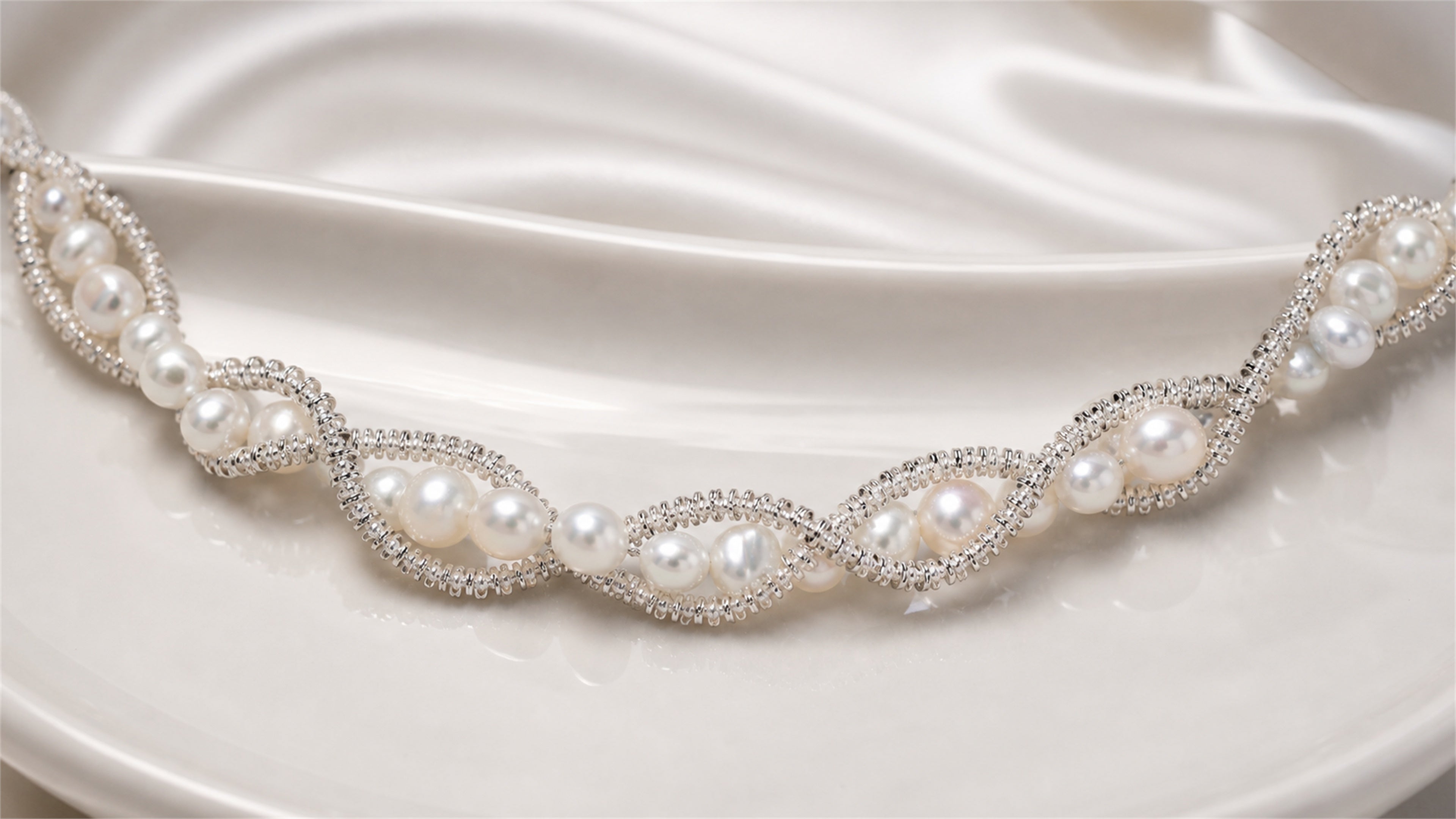 N001 jewellery image