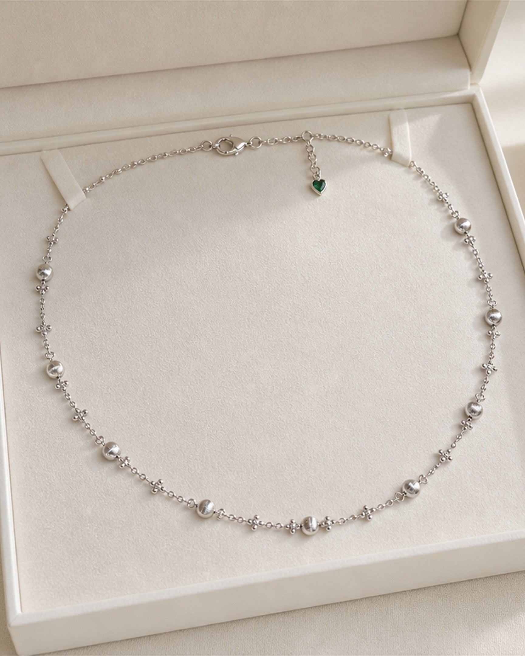 N002 jewellery image