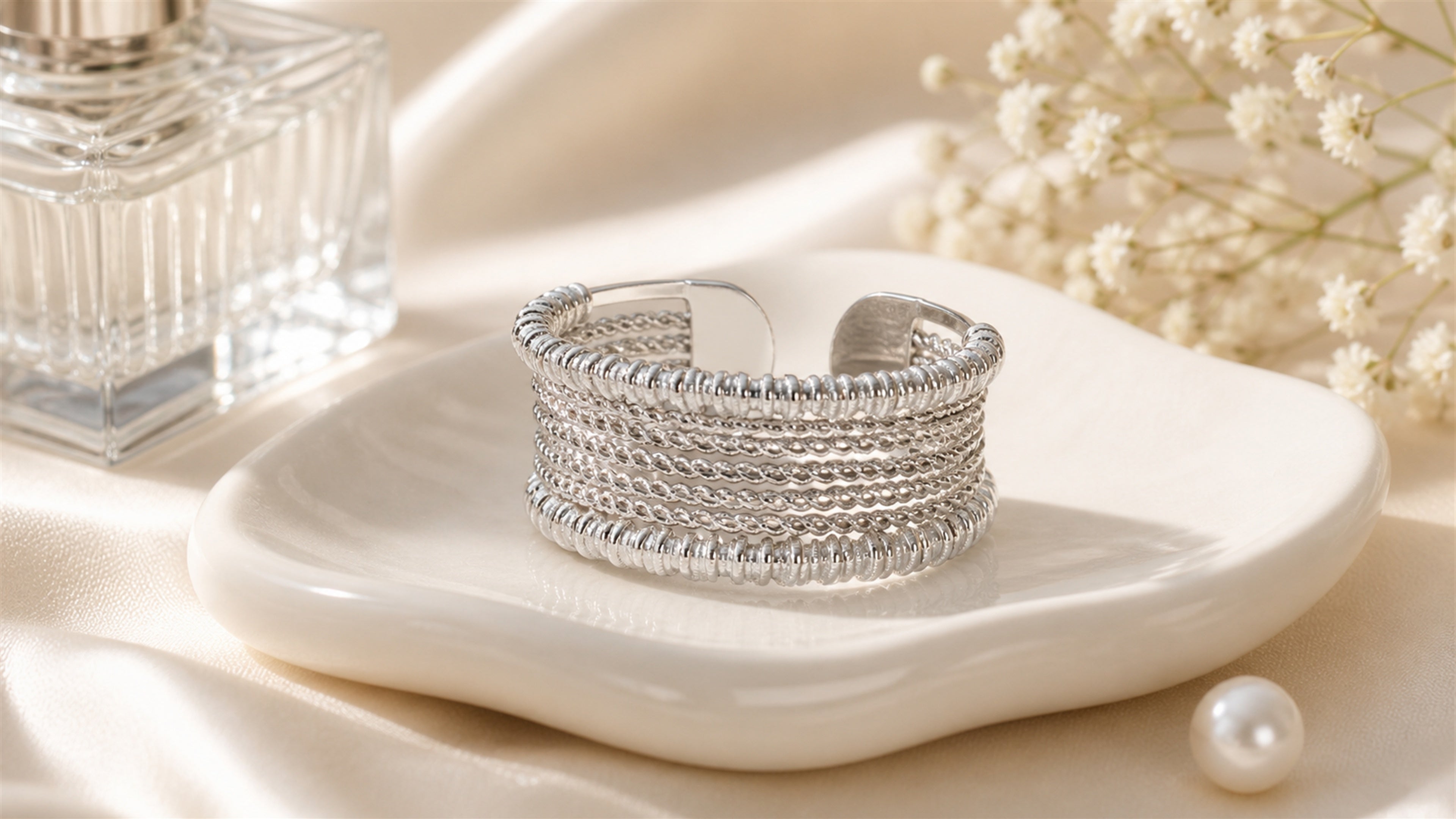 R002 jewellery image